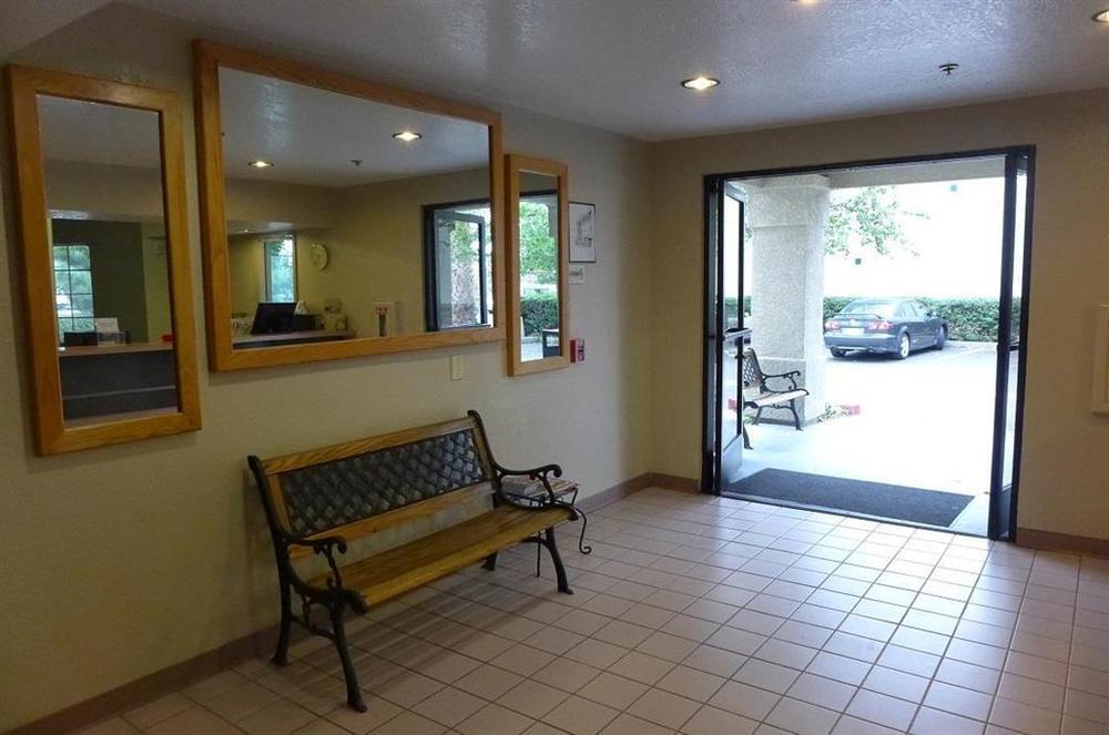 Good Nite Inn Fremont Interior foto